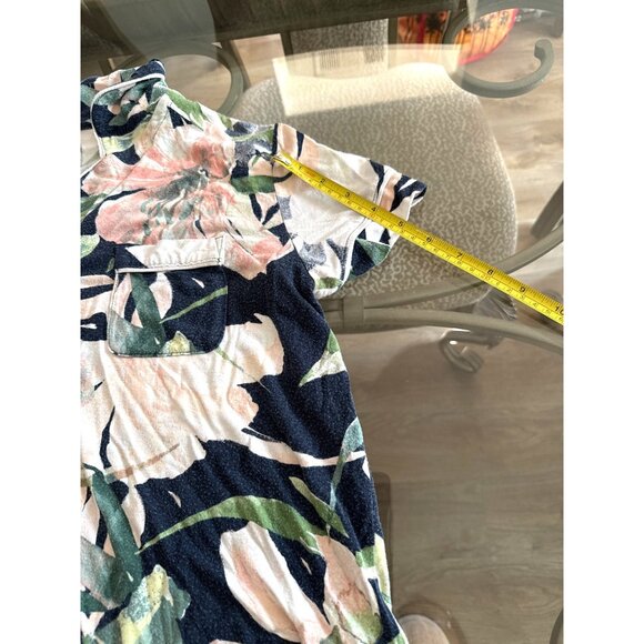 Floral Button-Down Lounge Shirt By Stars Above M Lightweight Fabric Tropical Pri - Picture 6 of 6